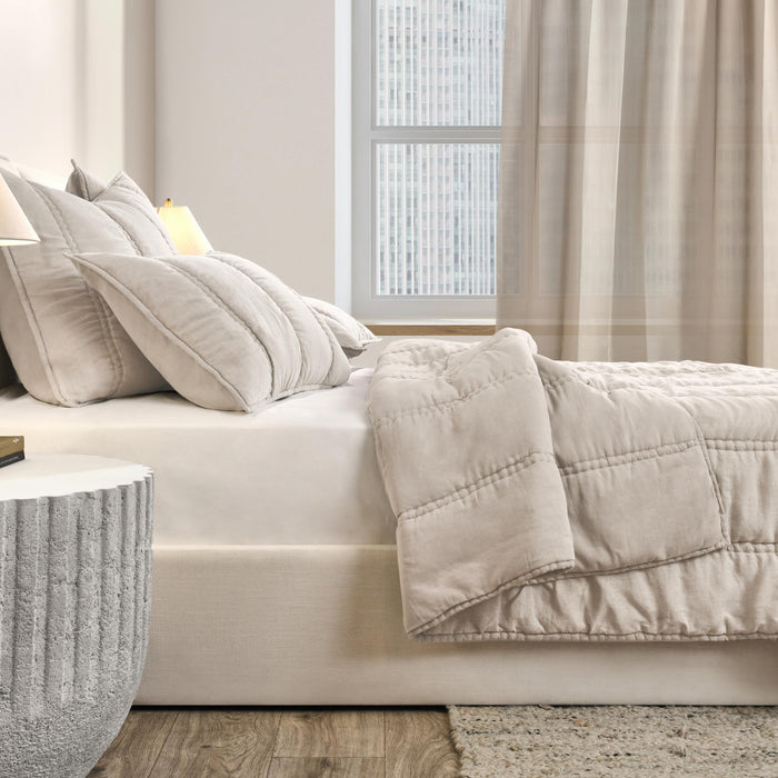 Rowen Collection
