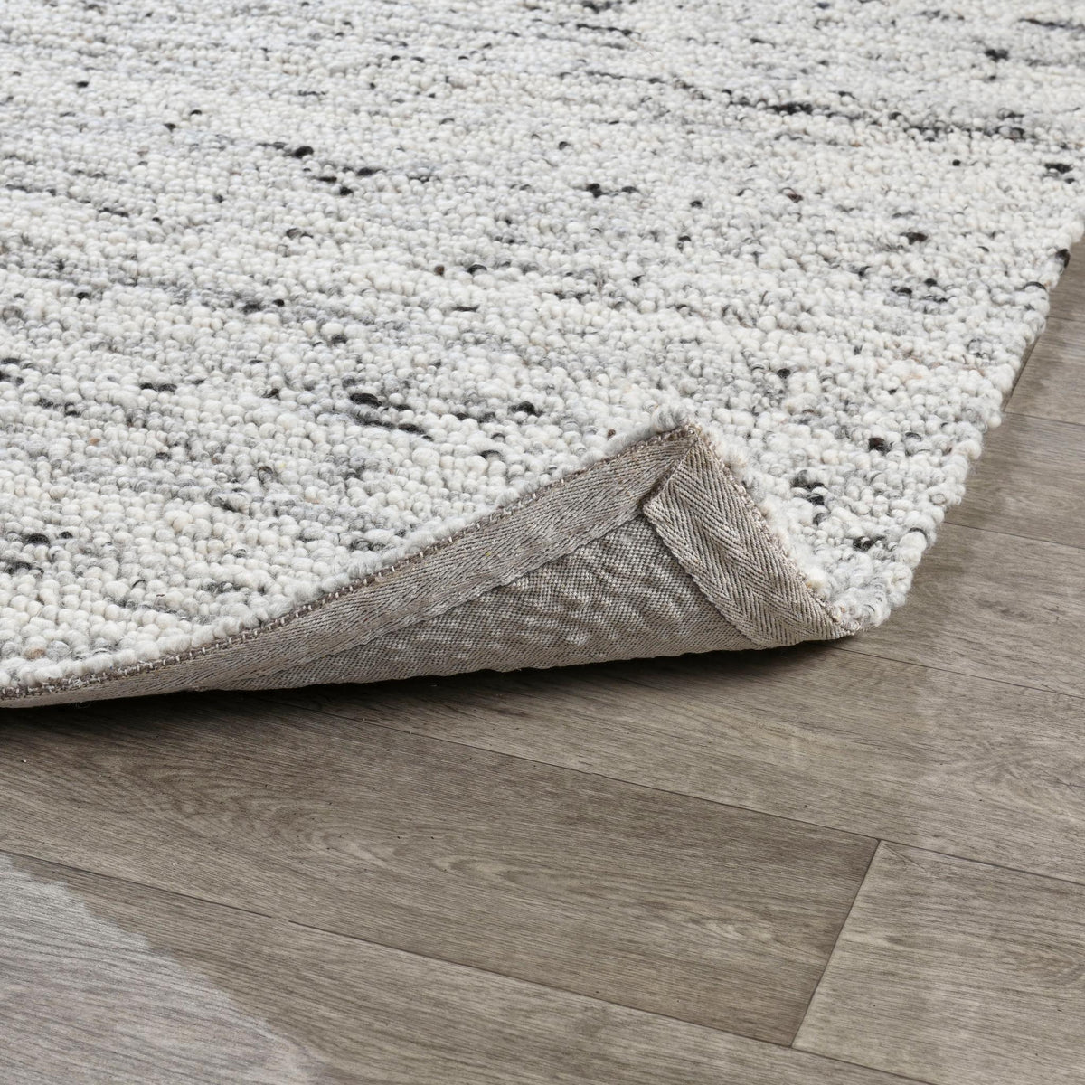 Loomis Rug
