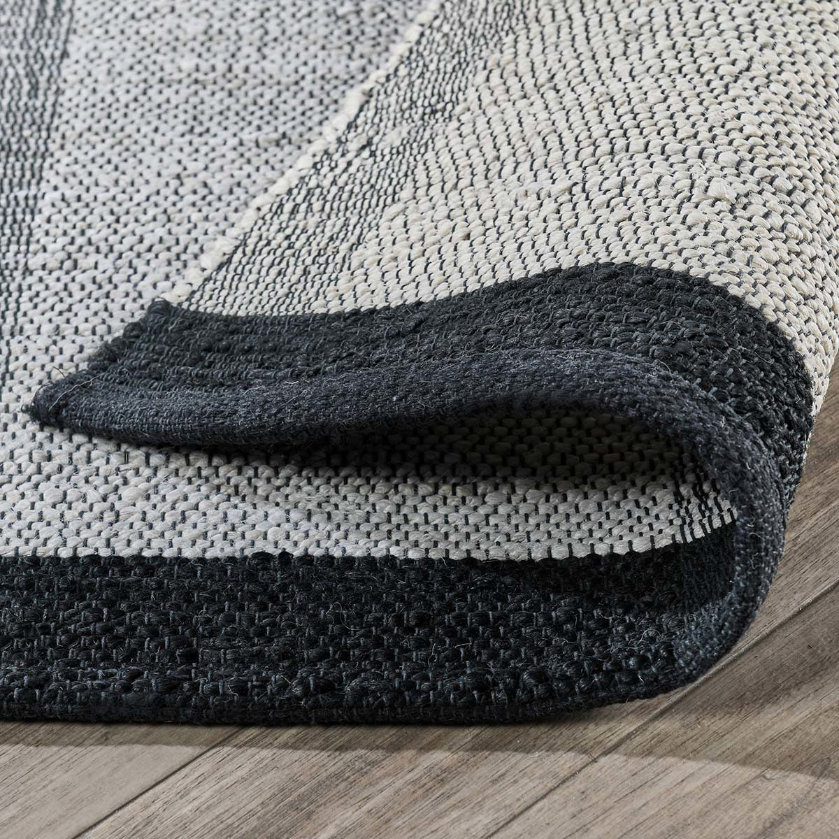 Kochi Rug