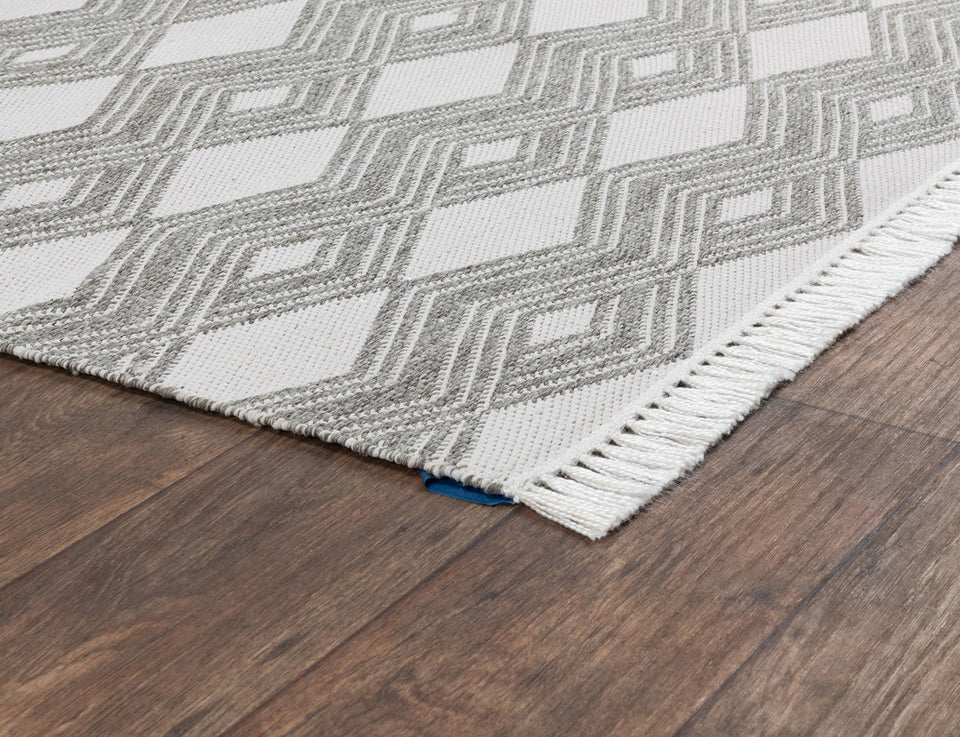Indoor/Outdoor Banning Rug