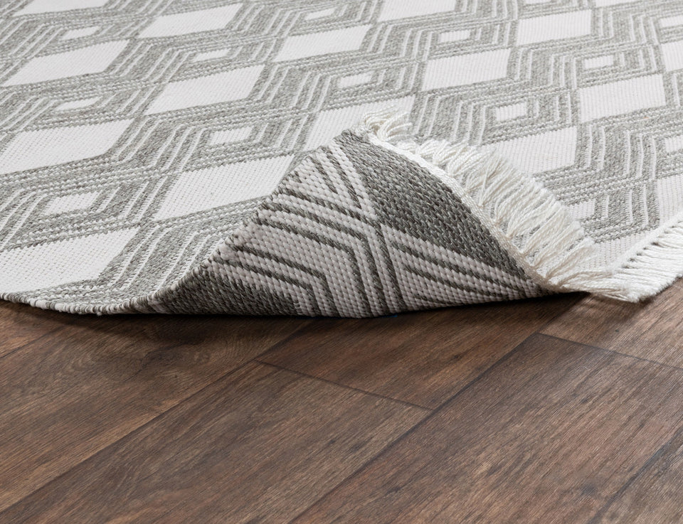 Indoor/Outdoor Banning Rug