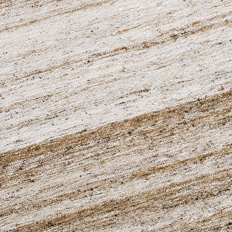 Indoor/Outdoor Plateau Rug