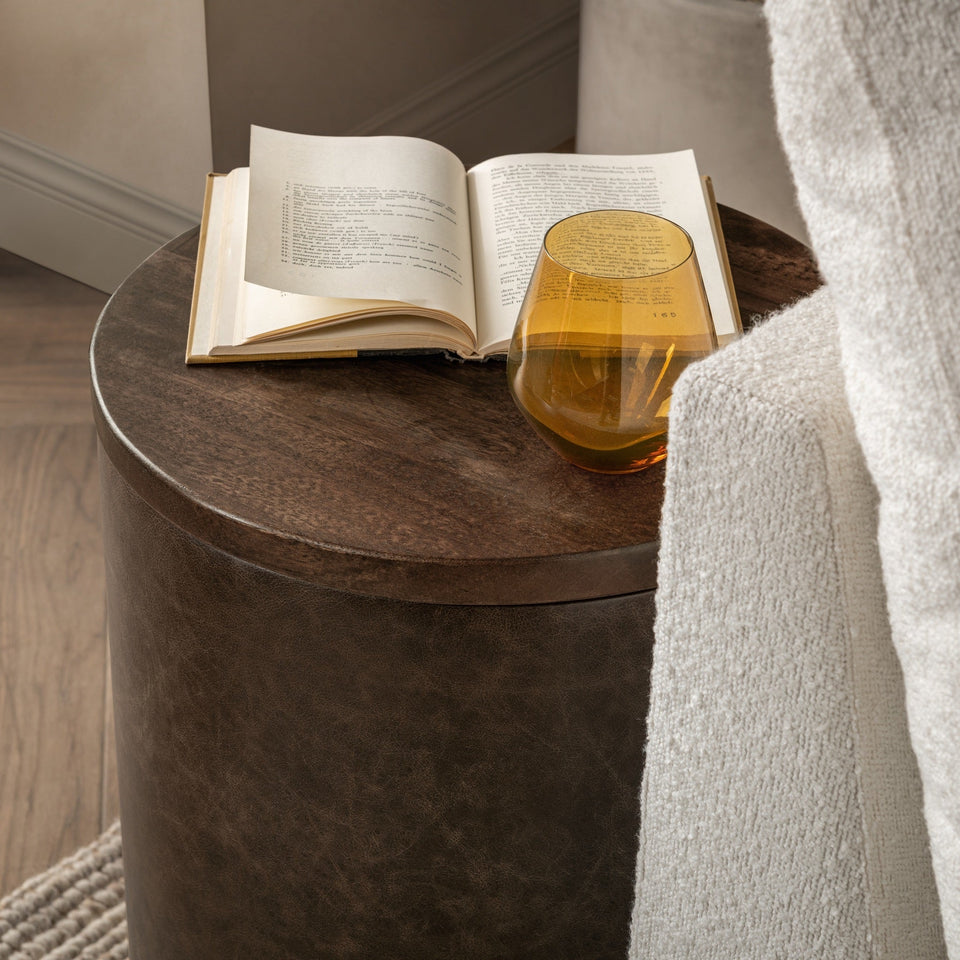 Andra Accent Table