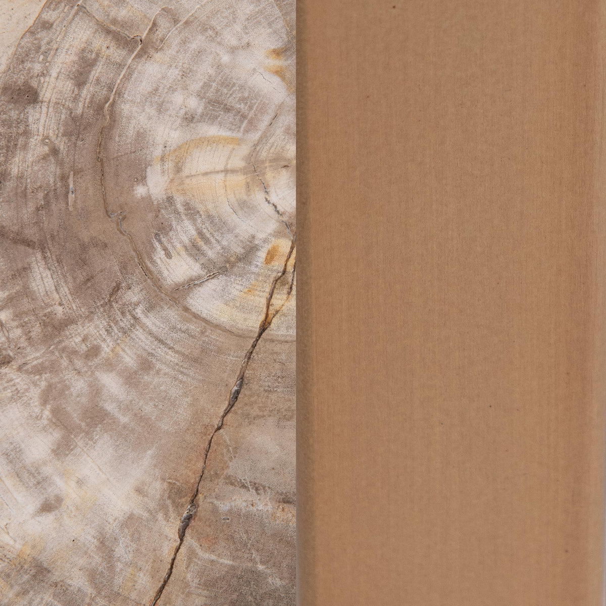 Alliza Accent Table
