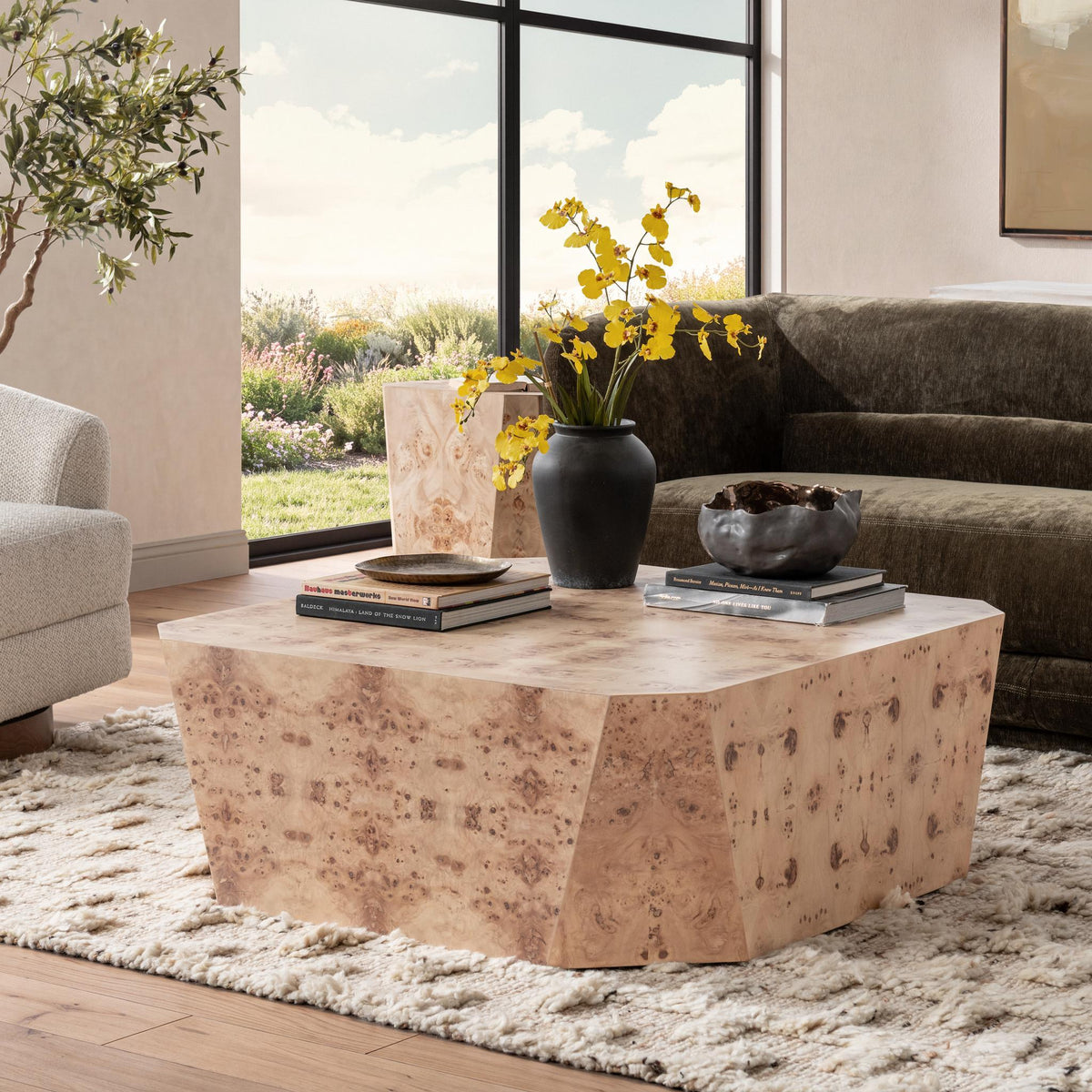 Avena Coffee Table