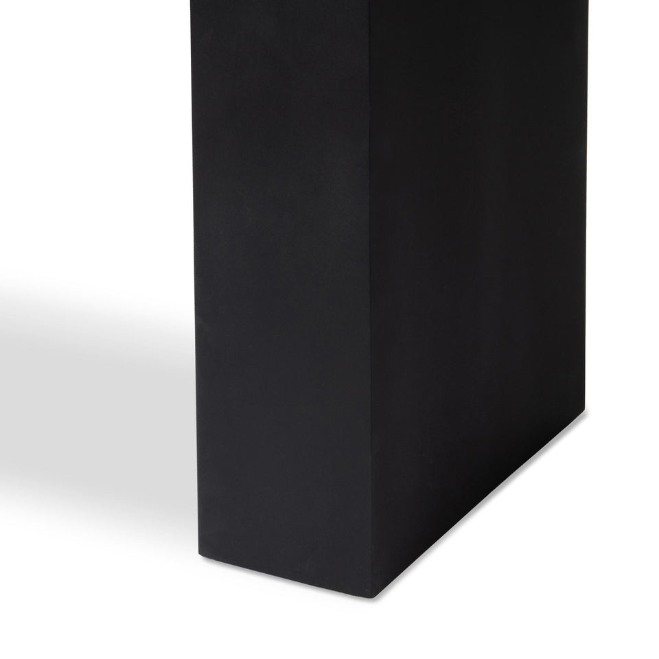 Deaven Dining Table