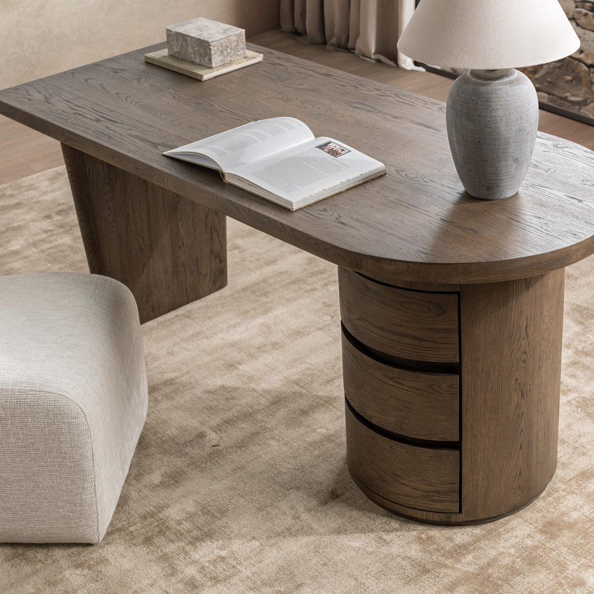 Estelle Desk