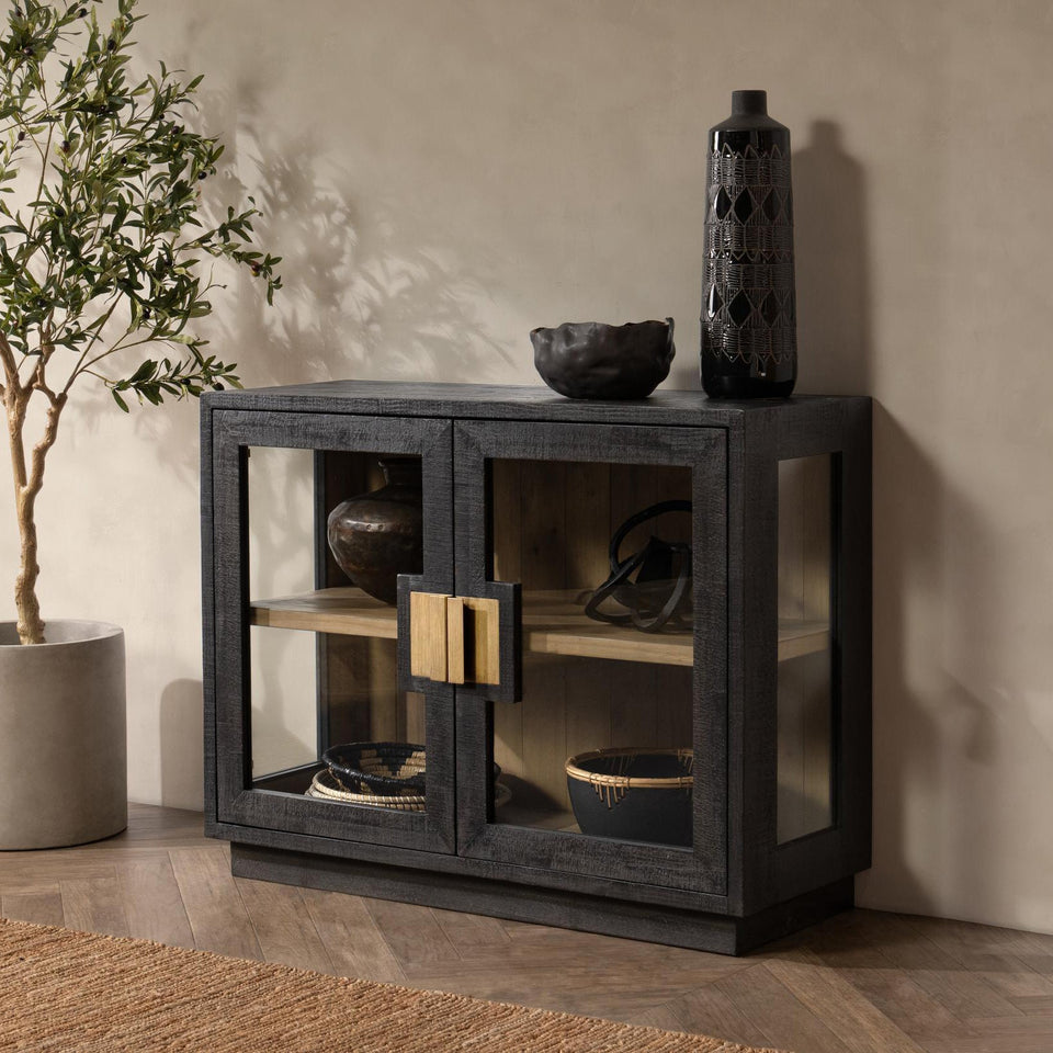 Larson Cabinet