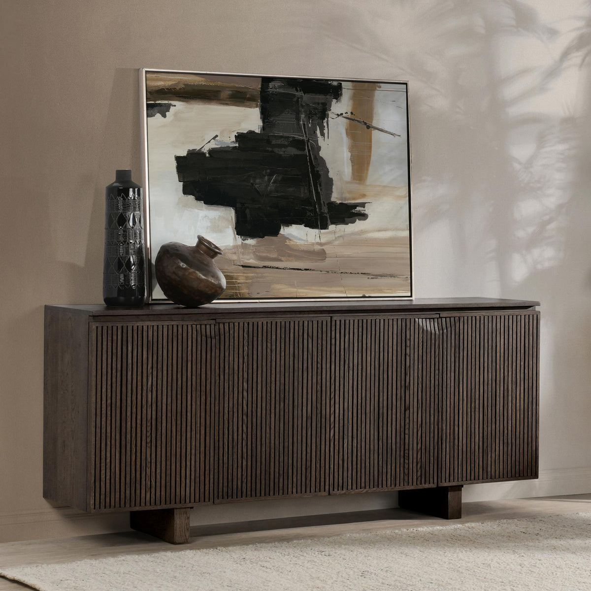 Roya Cabinet