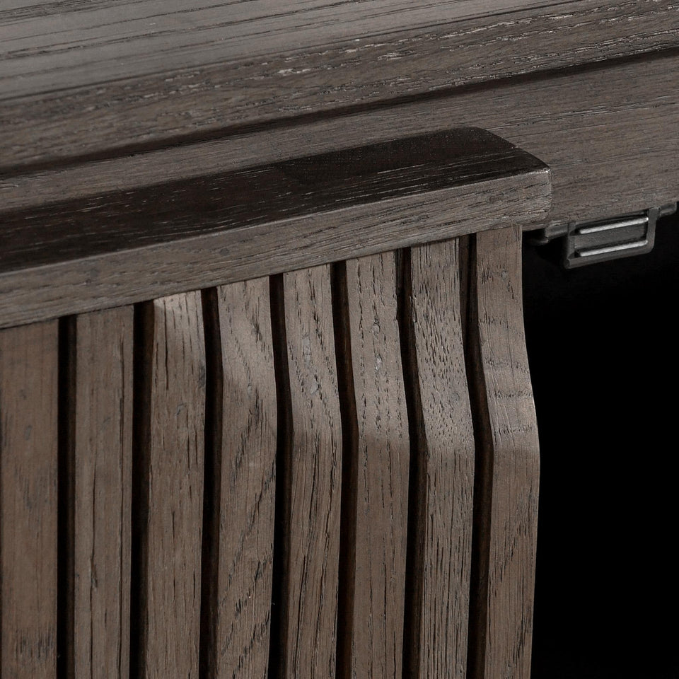 Roya Cabinet