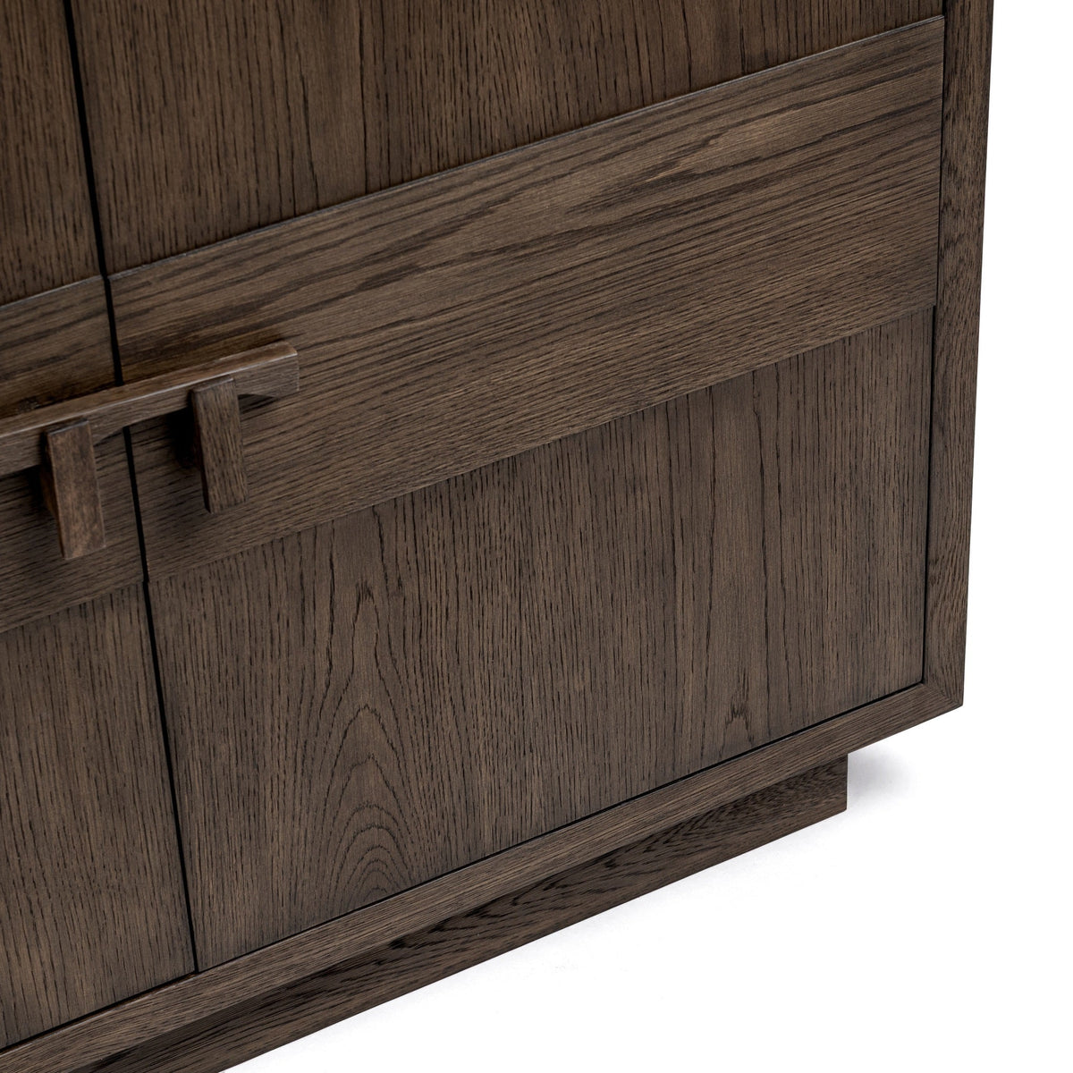 Oakridge Cabinet
