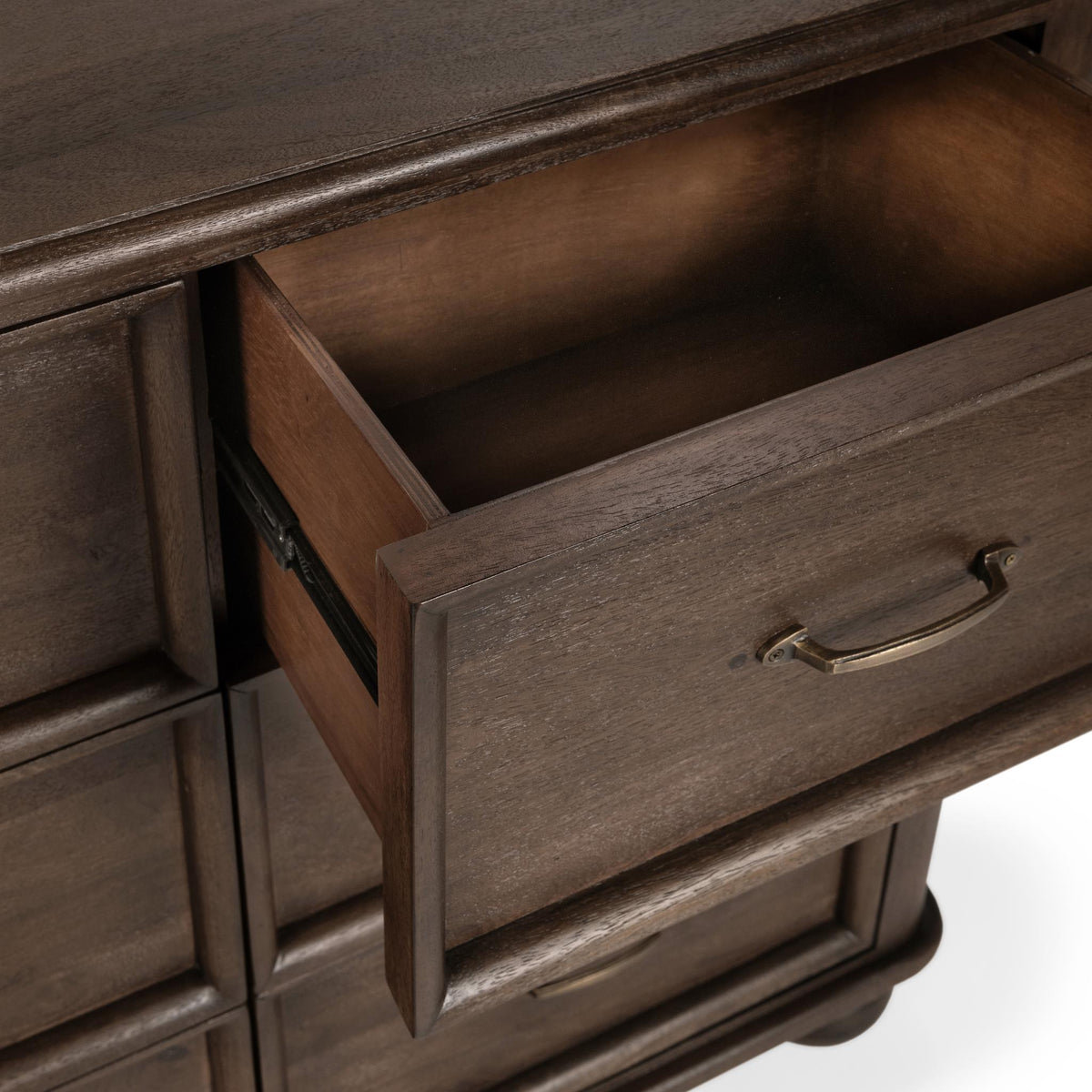 Brookside 9 Drawer Dresser