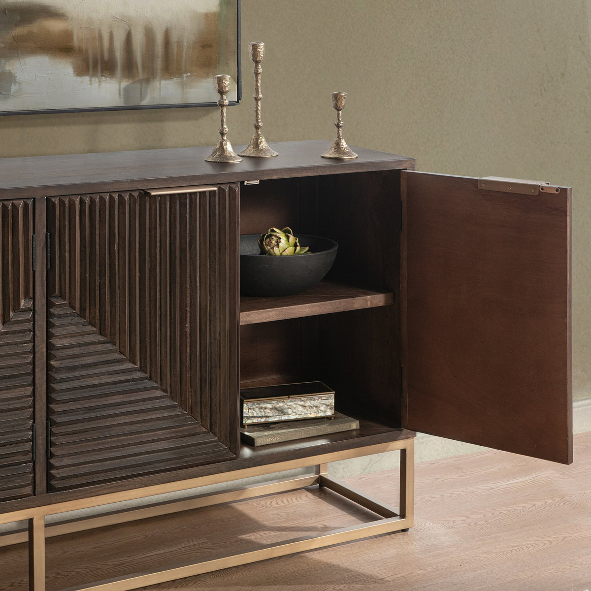 Flint s Cabinet