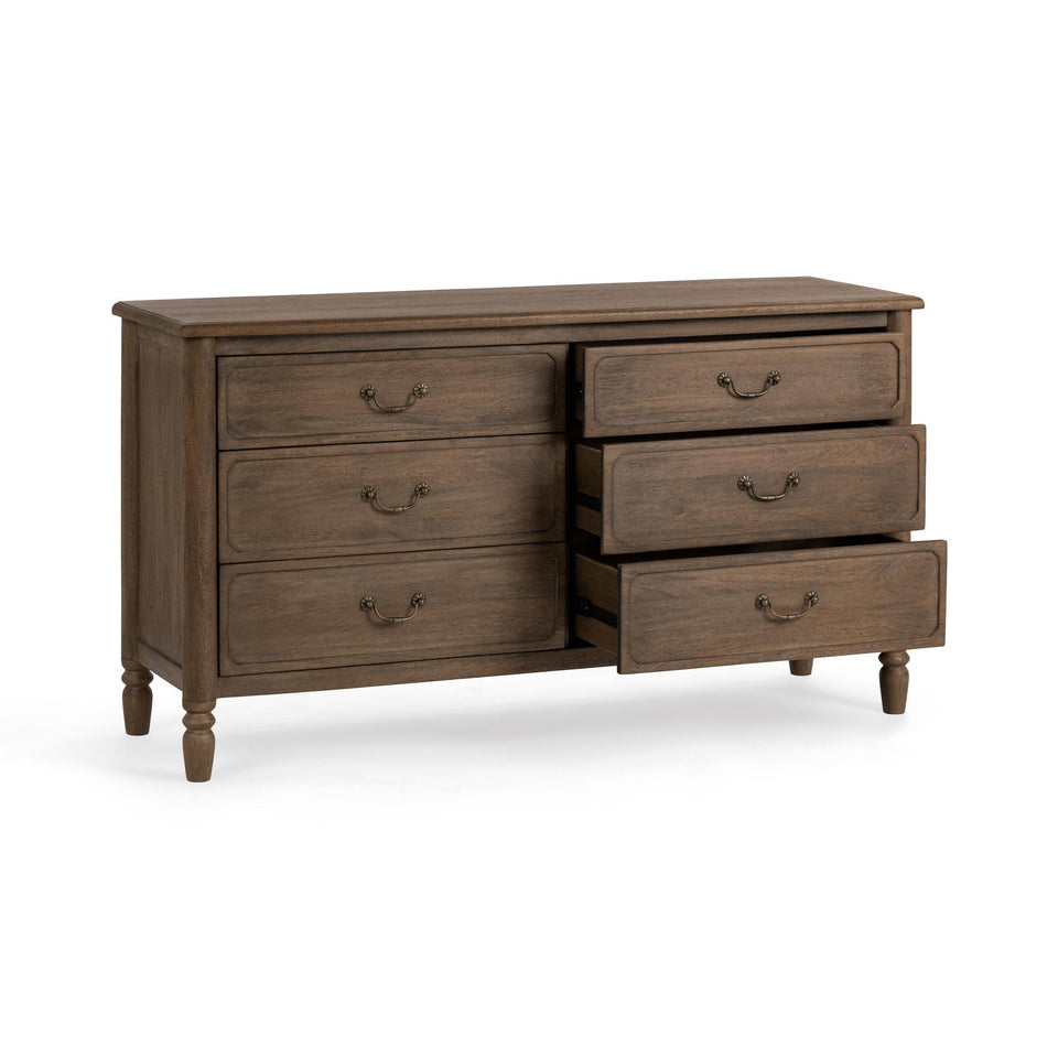 Margaux Dresser