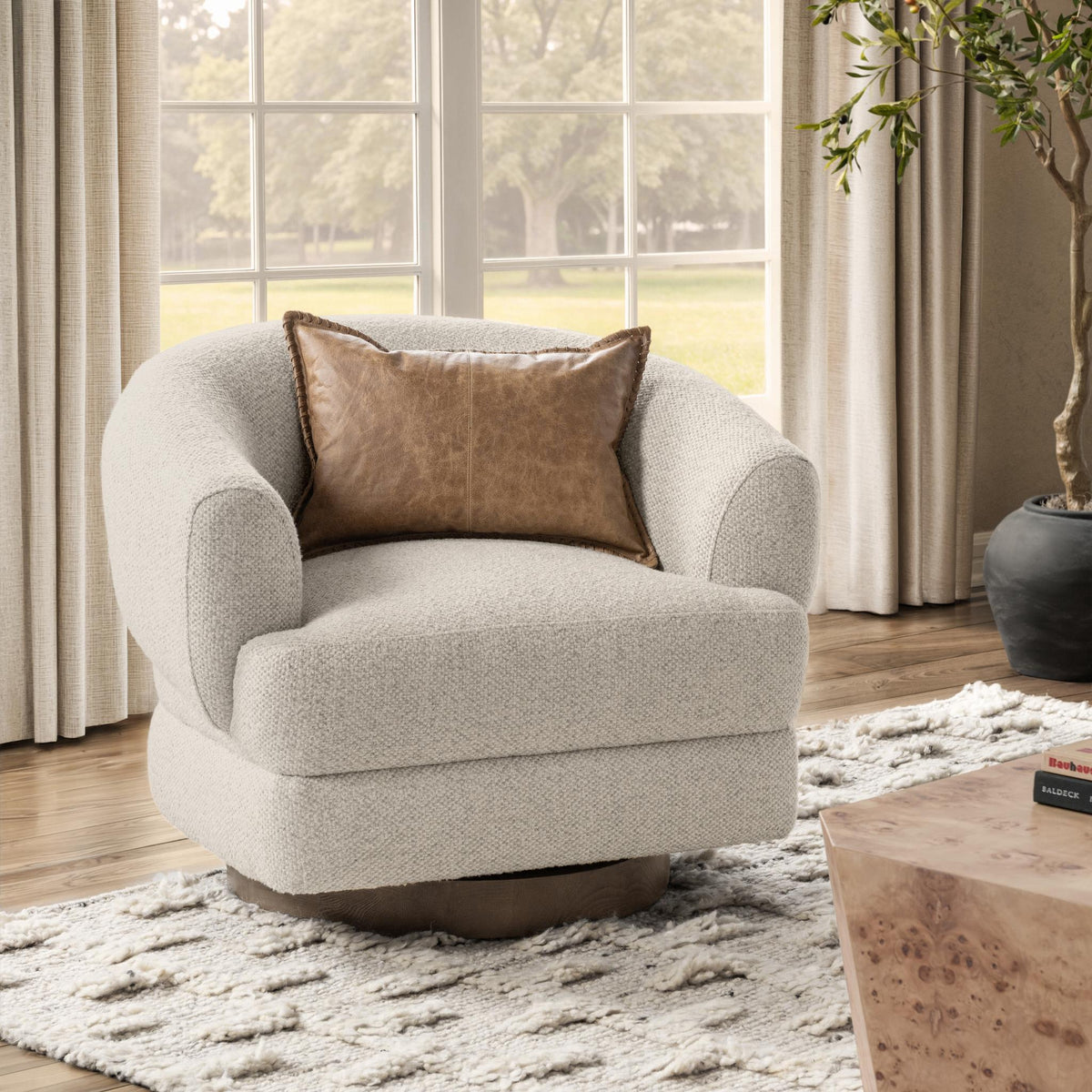 Chassia Swivel Chair
