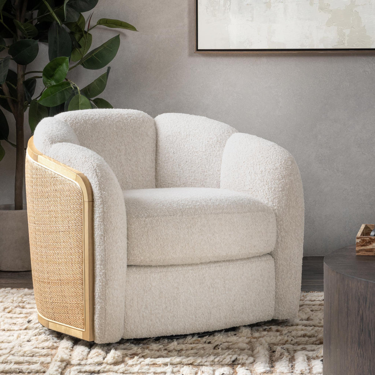 Daisy Swivel Chair