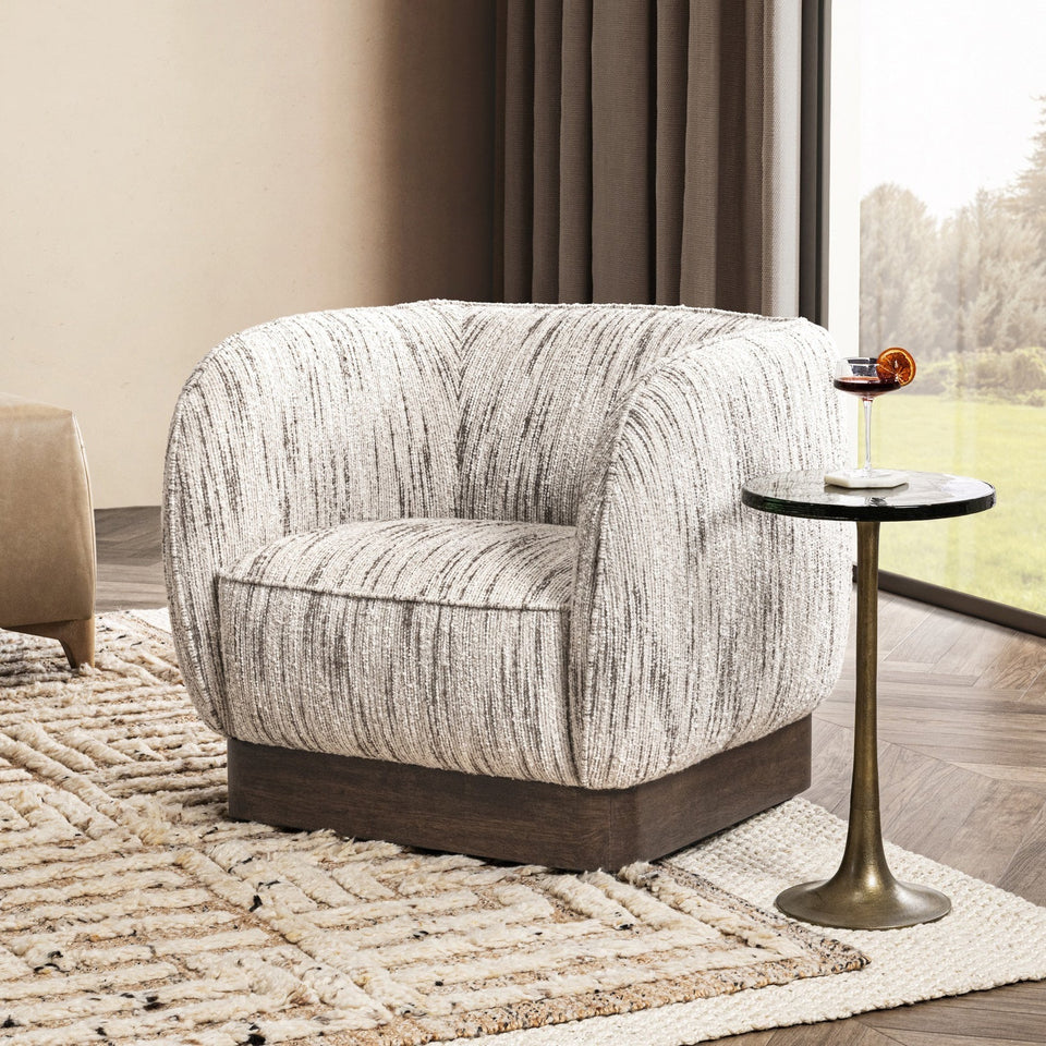 Rinner Swivel Chair
