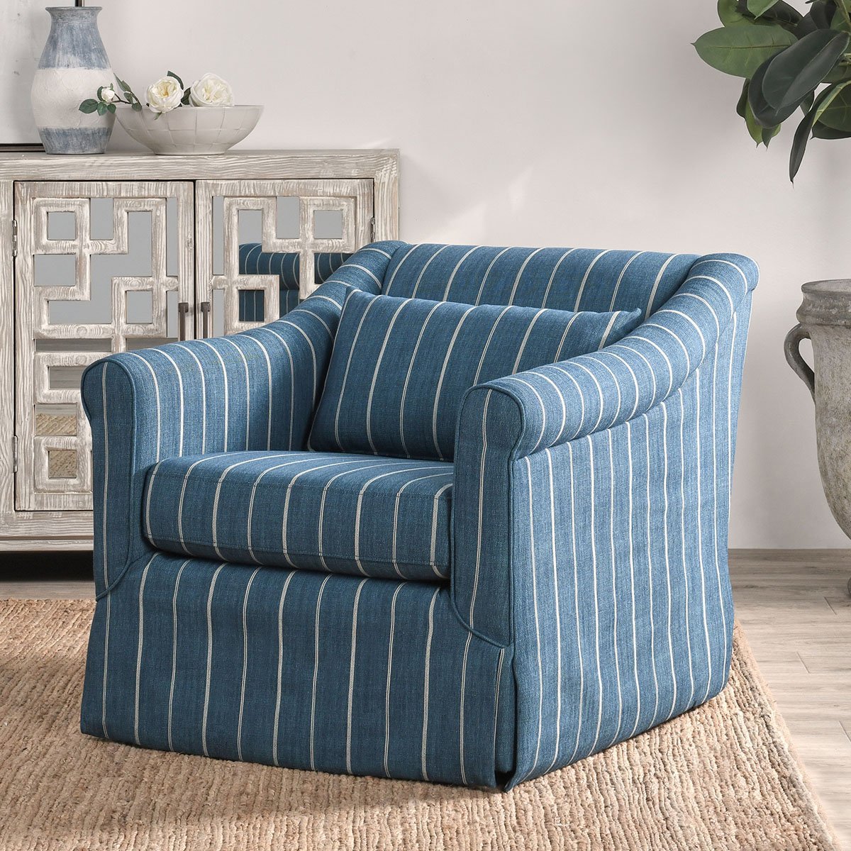 Lana Swivel Chair