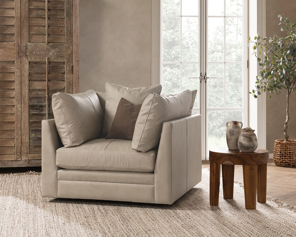 Audrey Swivel Chair