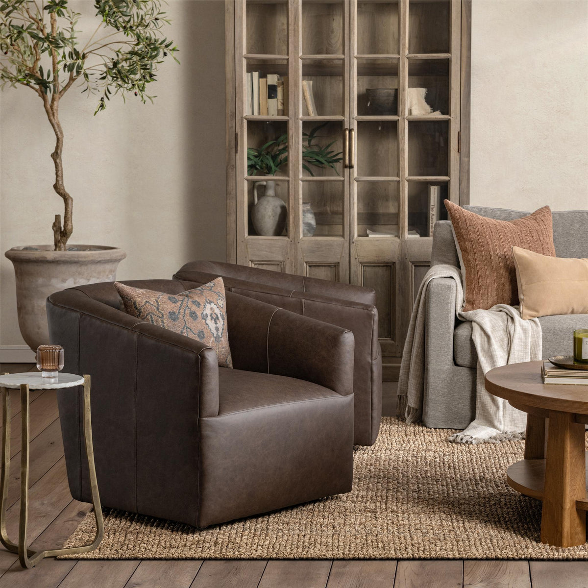 Vernon Swivel Chair