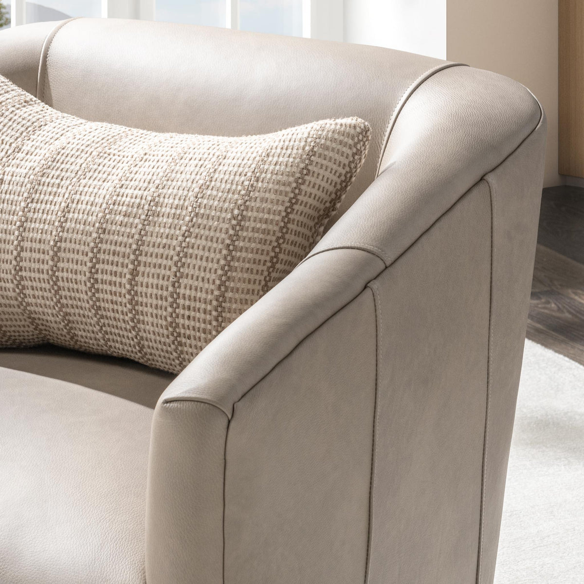 Vernon Swivel Chair