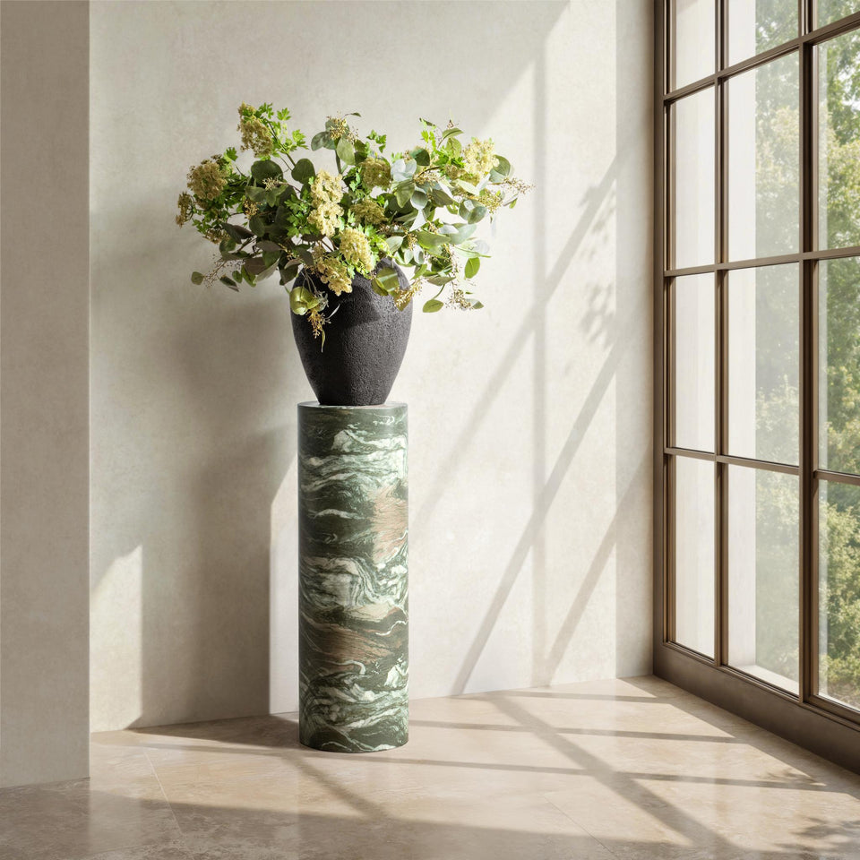 Norfolk Round Display Pedestal