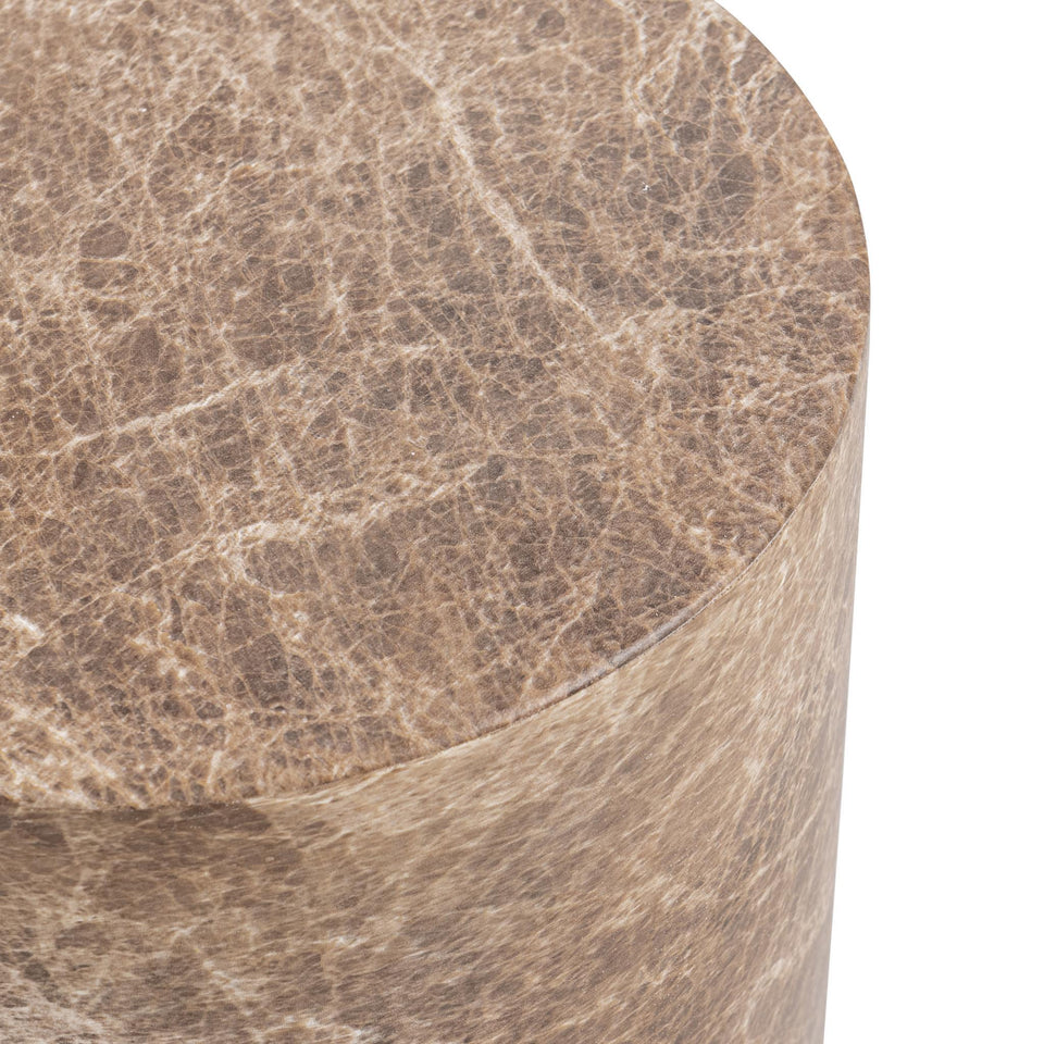 Norfolk Round Display Pedestal
