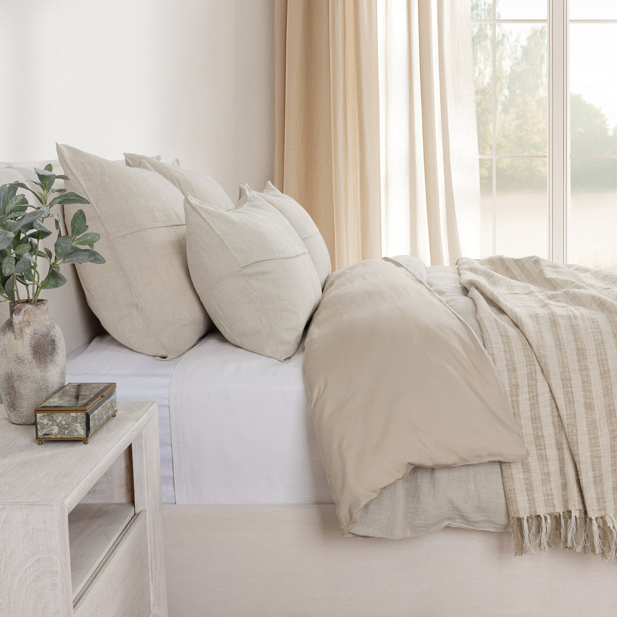 Beaumont Duvet Collection