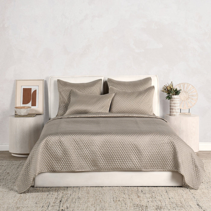 Diamond Quilt Collection