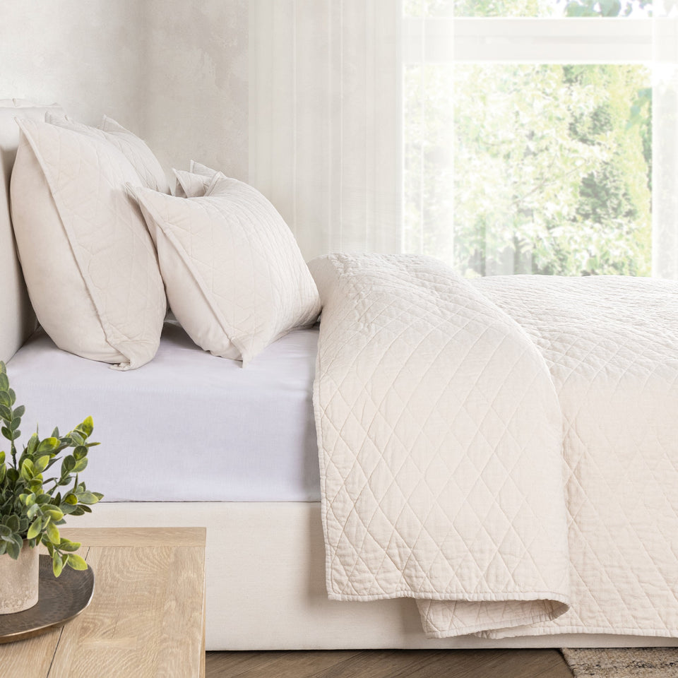 Vintage Lana Quilt Collection