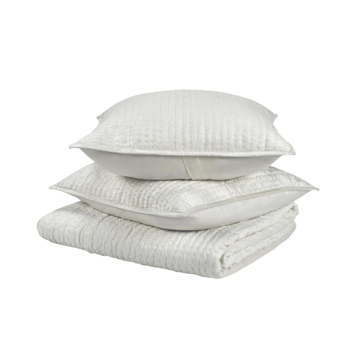 Bari Velvet Quilt Collection