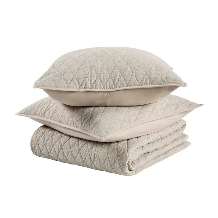 Lana Quilt Collection