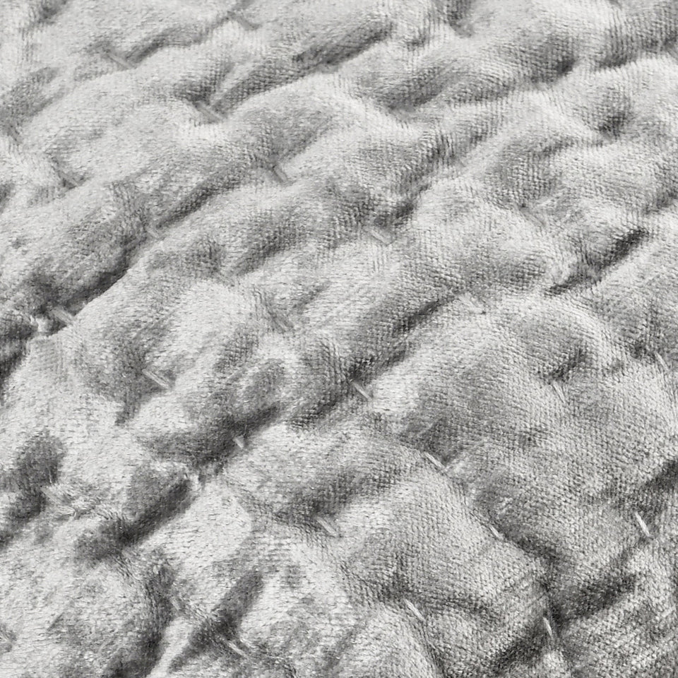 Bari Velvet Quilt Collection