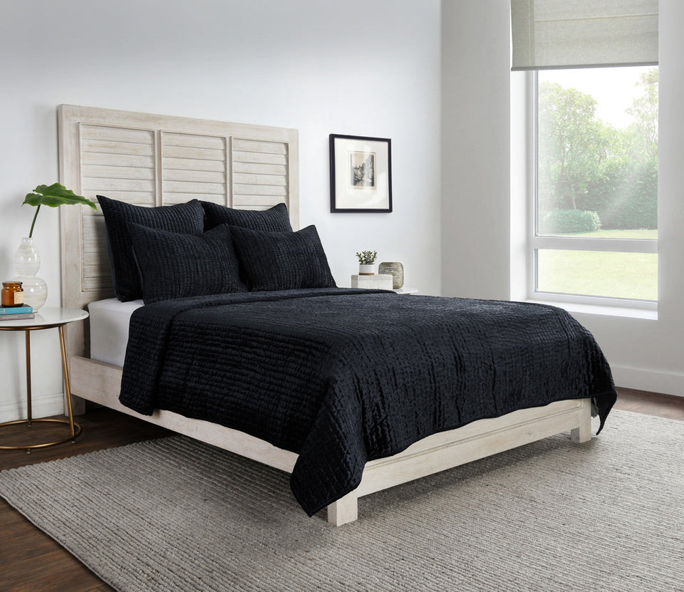 Bari Velvet Quilt Collection