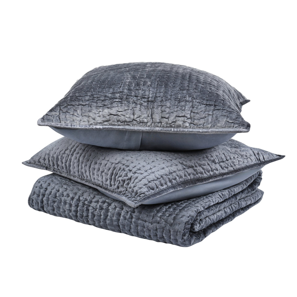 Bari Velvet Quilt Collection