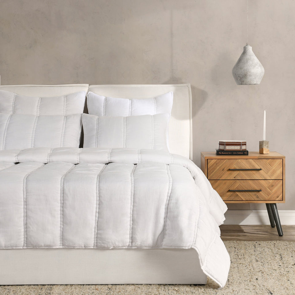Rowen Quilt Collection