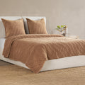 Elms Velvet Quilt Collection