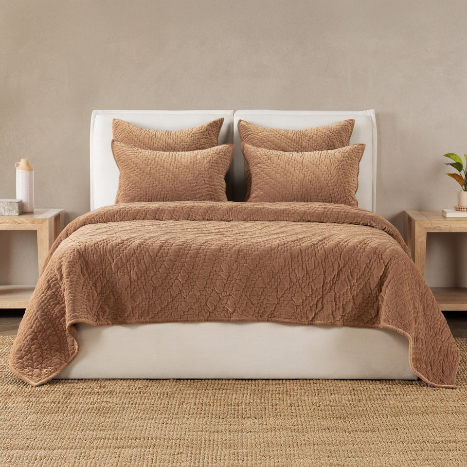 Elms Velvet Quilt Collection