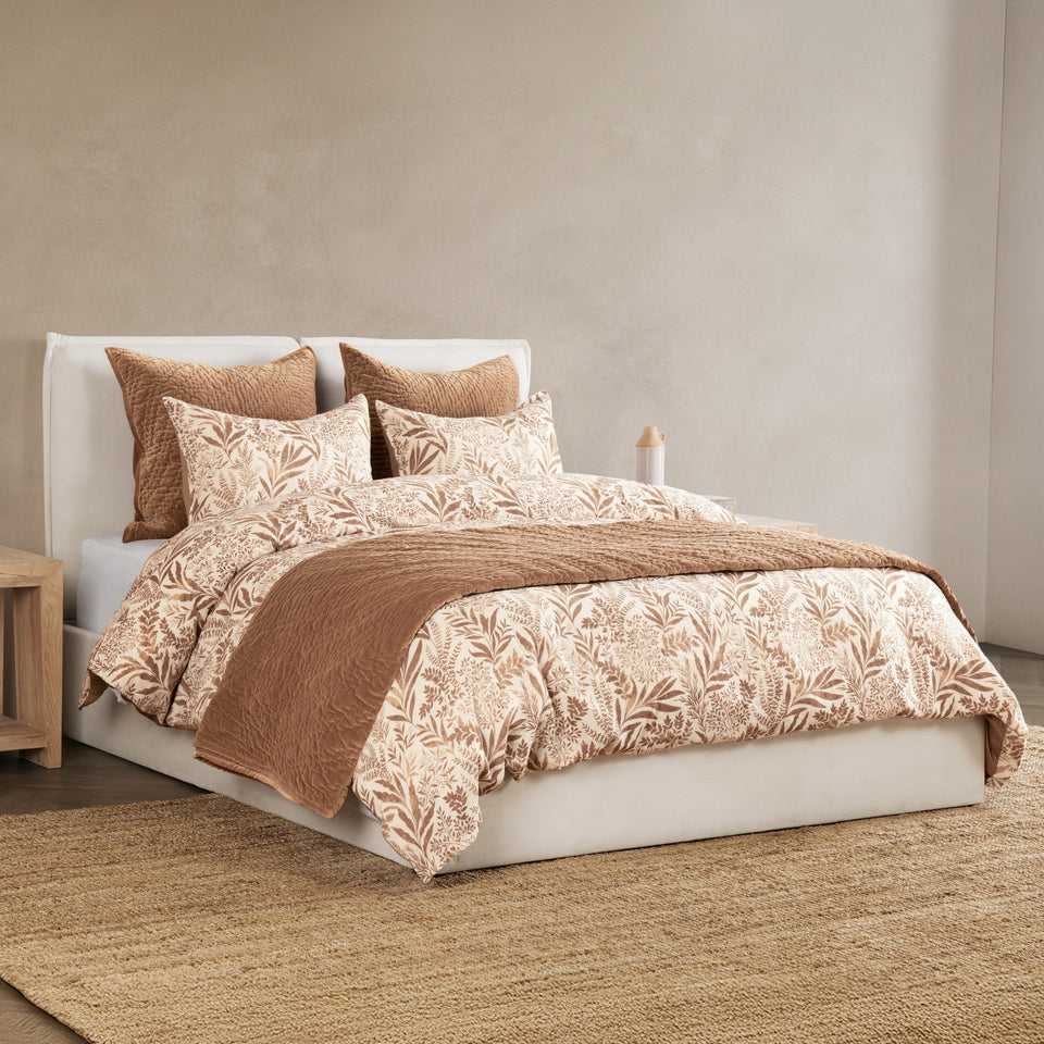 Elms Velvet Quilt Collection