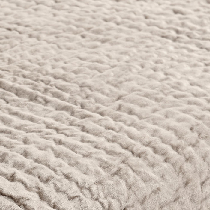 Bari Velvet Quilt Collection