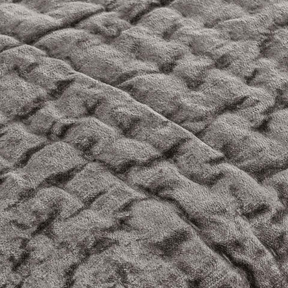 Bari Velvet Quilt Collection