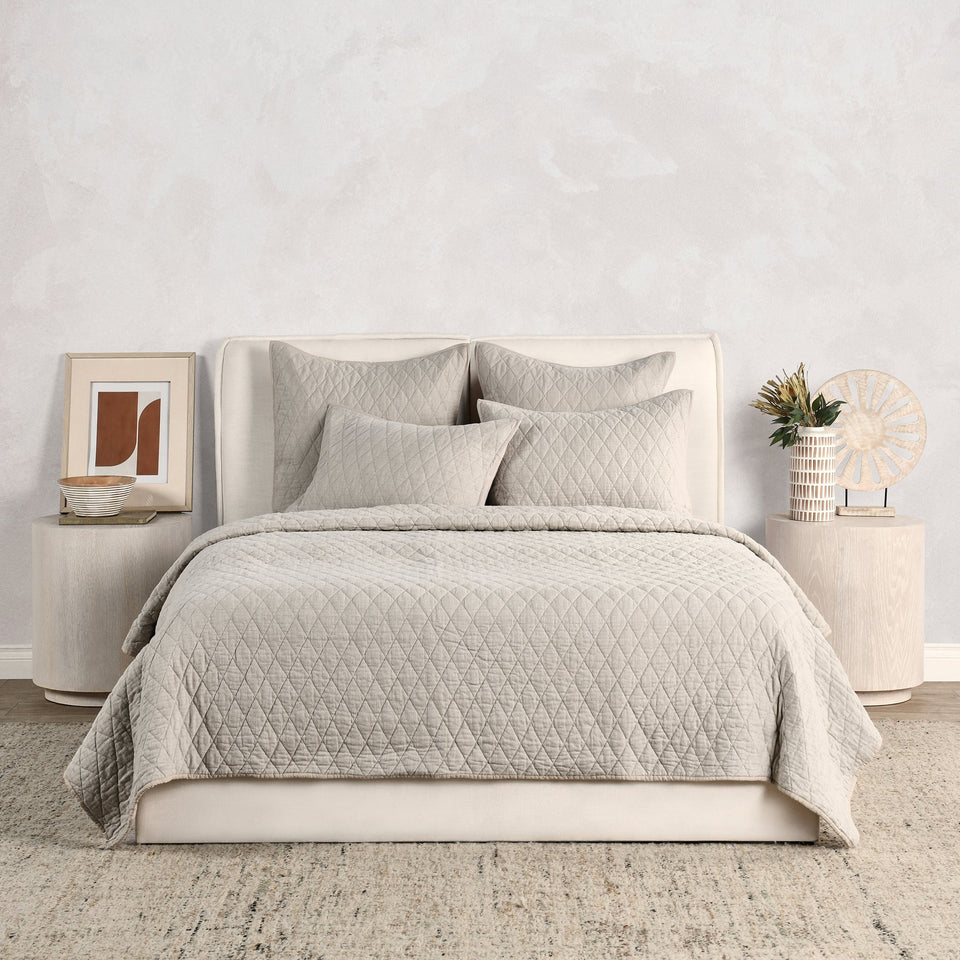 Lana Quilt Collection