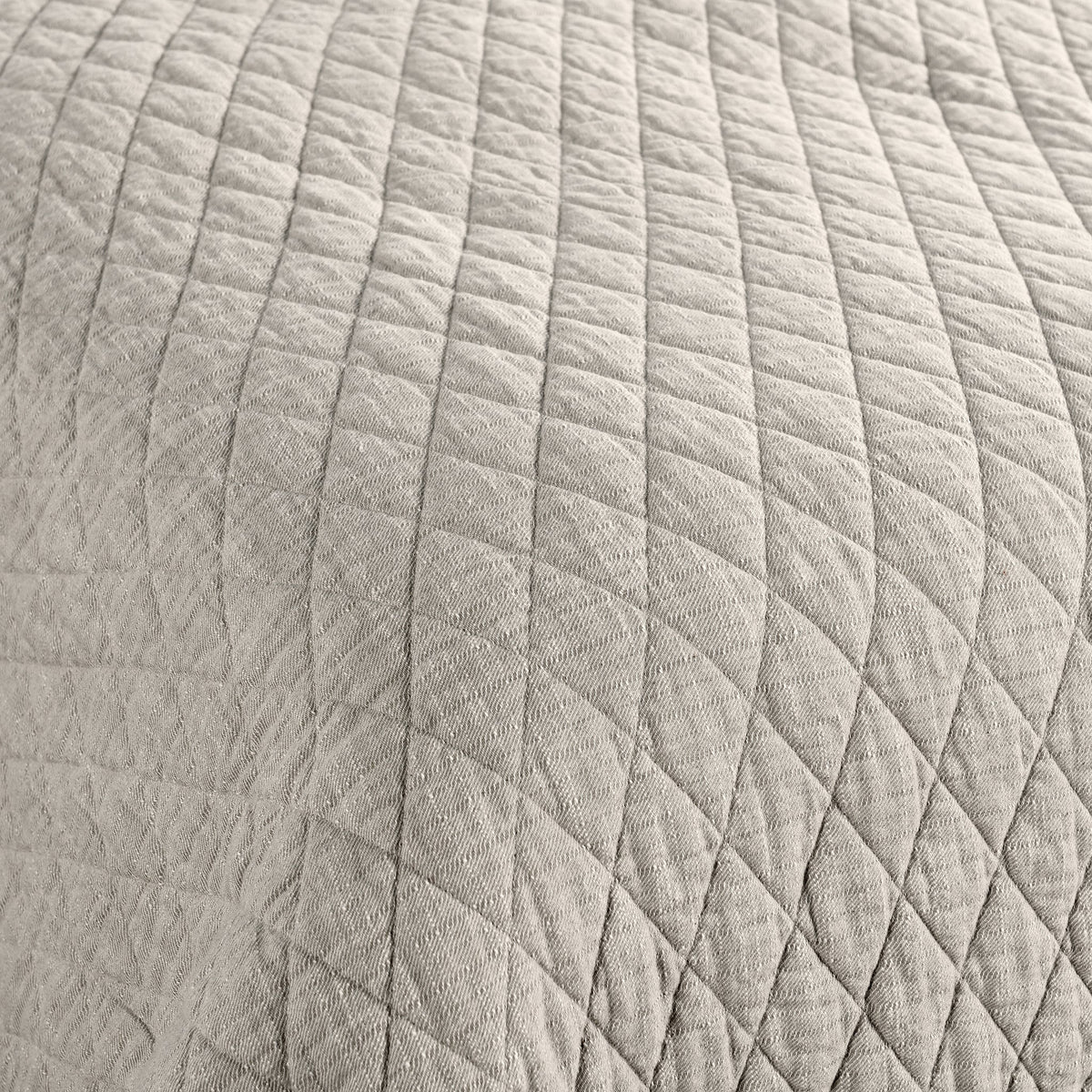 Lana Quilt Collection