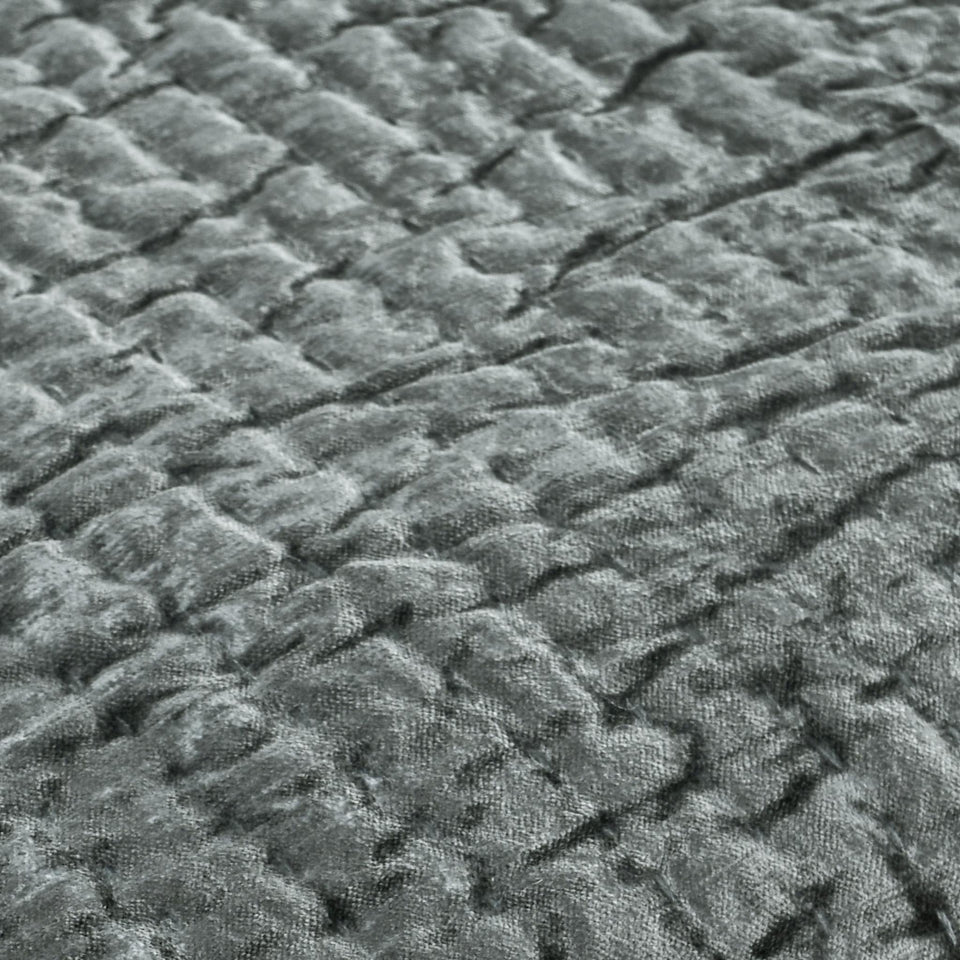 Bari Velvet Quilt Collection
