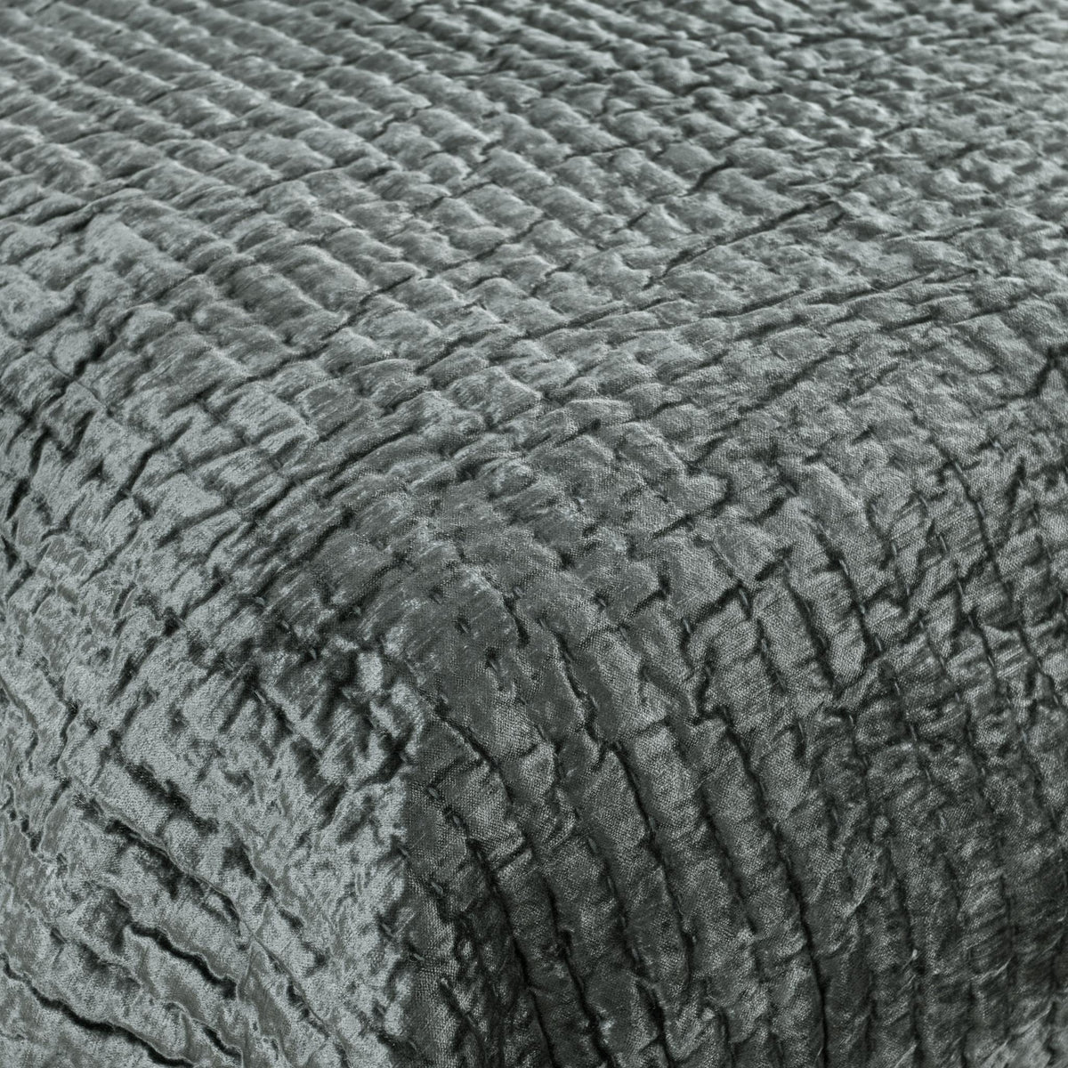 Bari Velvet Quilt Collection
