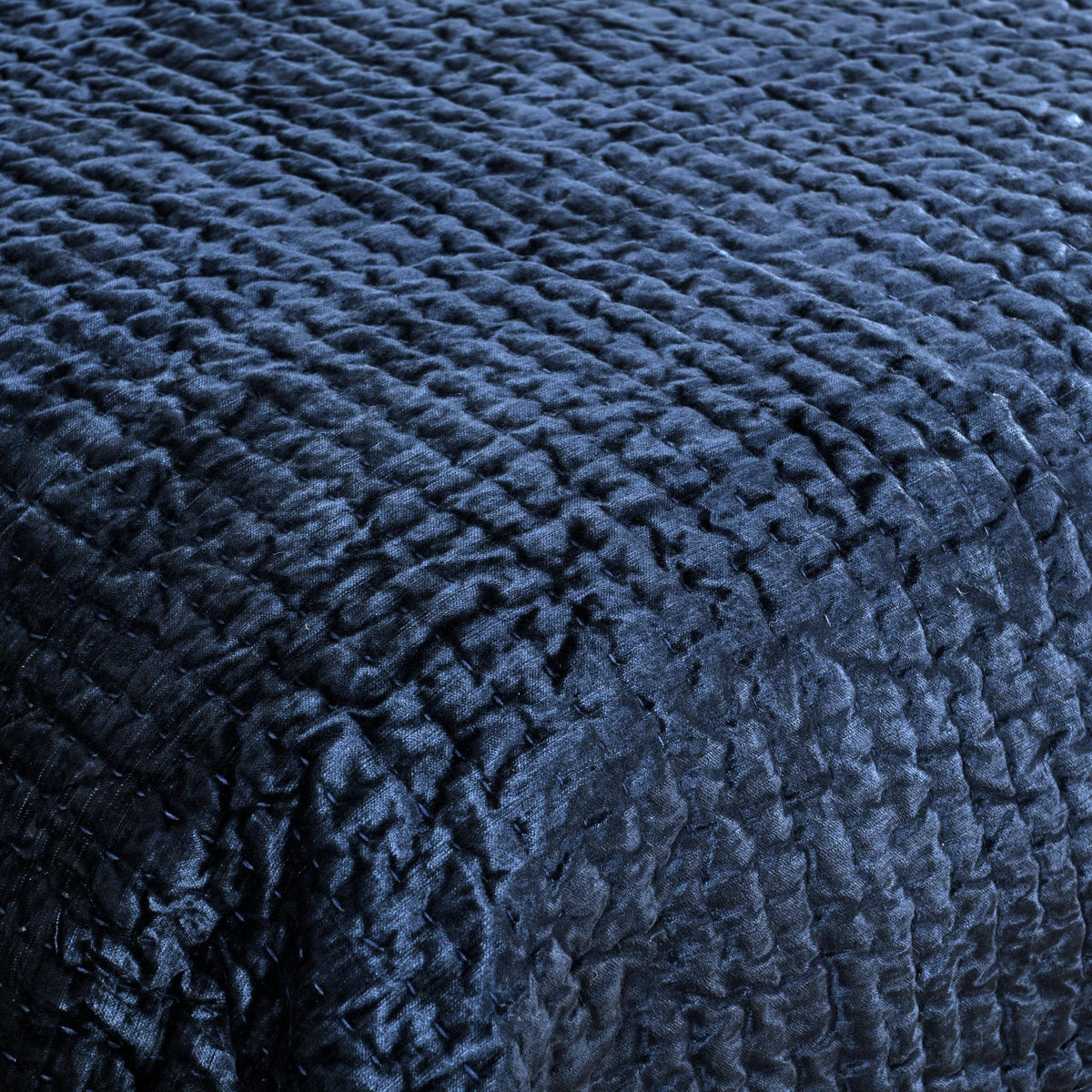 Bari Velvet Quilt Collection
