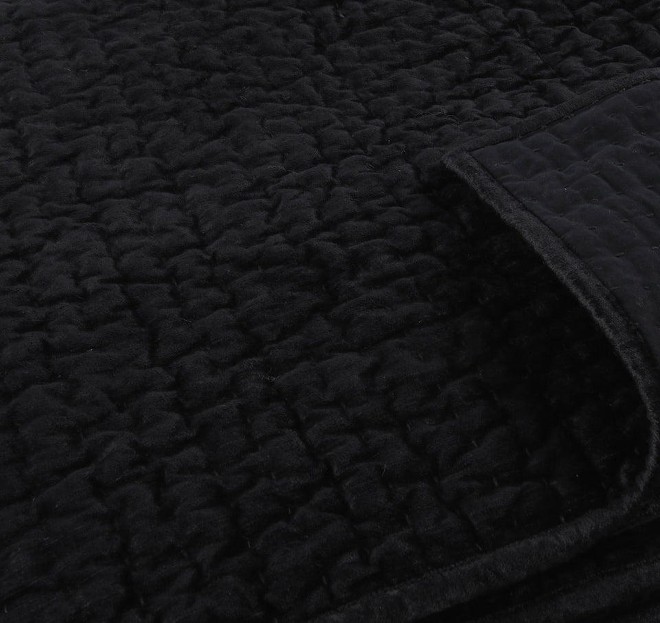 Bari Velvet Quilt Collection
