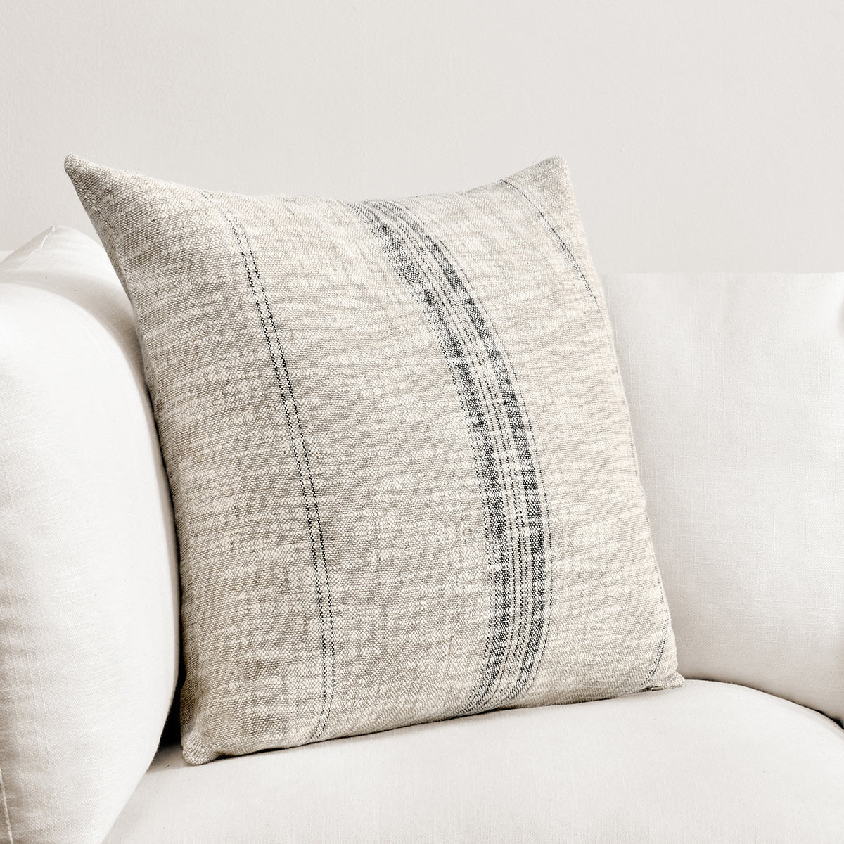 RP Ria Pillow