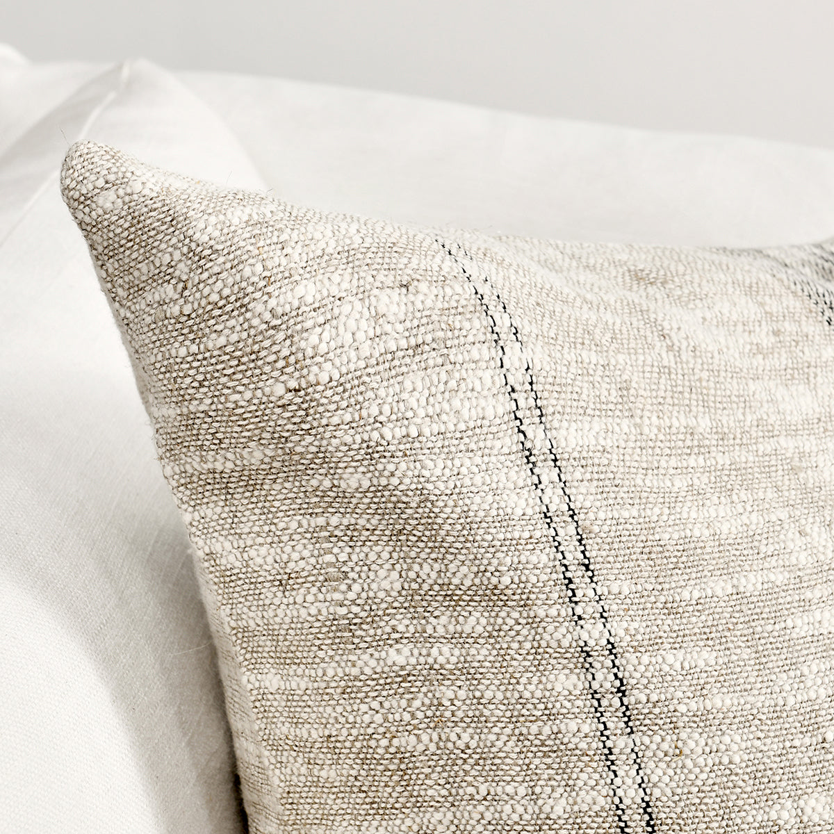 RP Ria Pillow