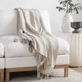 TC Ria Throw